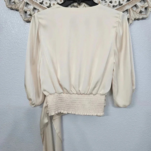Ramy Brook Llana V Neck Tie Hem Top - Picture 3 of 9